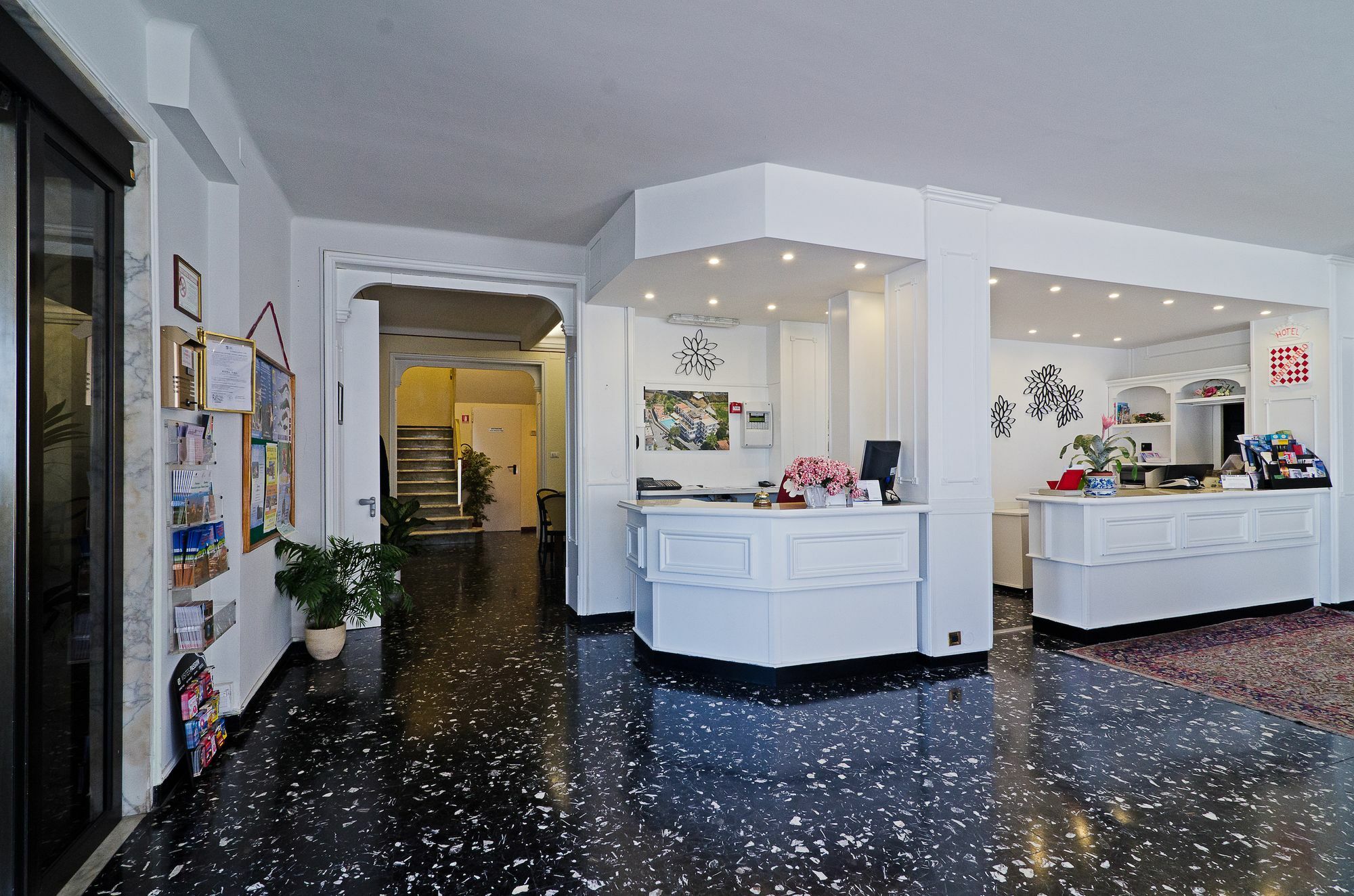 Ariston Montecarlo Hotel Sanremo